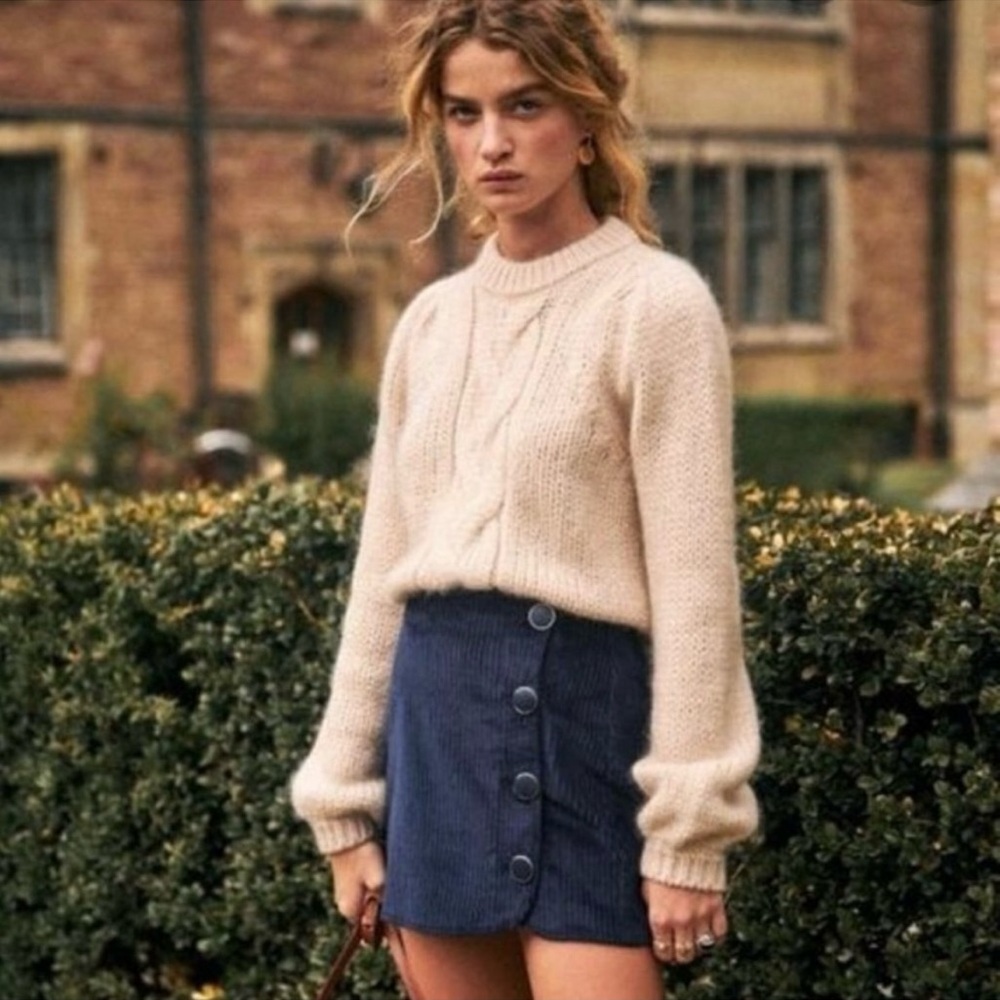 Serena Pull Sweater